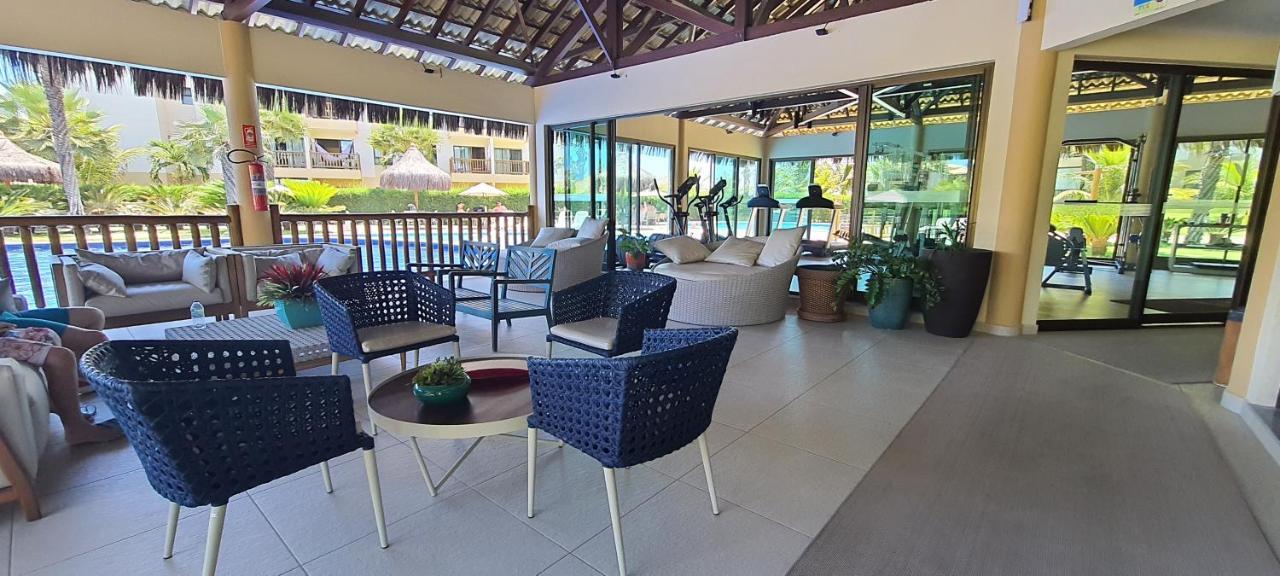 Paraíso Frente Mar: Beachfront Condo with Hydro, Sauna & Pool Cumbuco Exterior photo